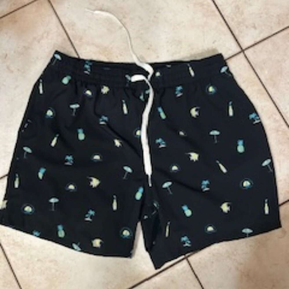 chubbies lined classic style, size medium, inseam 5.5", black